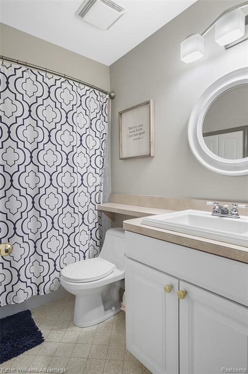 7675 Morningstar Court, Clarkston, MI 48348 — Photo 20