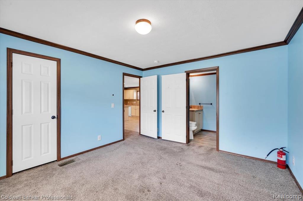 289 Pompano Court, Lapeer, MI 48446 — Photo 13