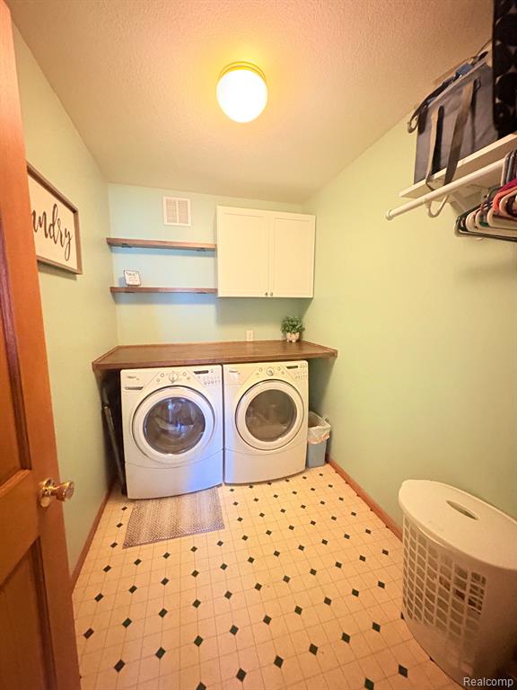 7681 Fieldcrest Drive, Almont, MI 48003 — Photo 19