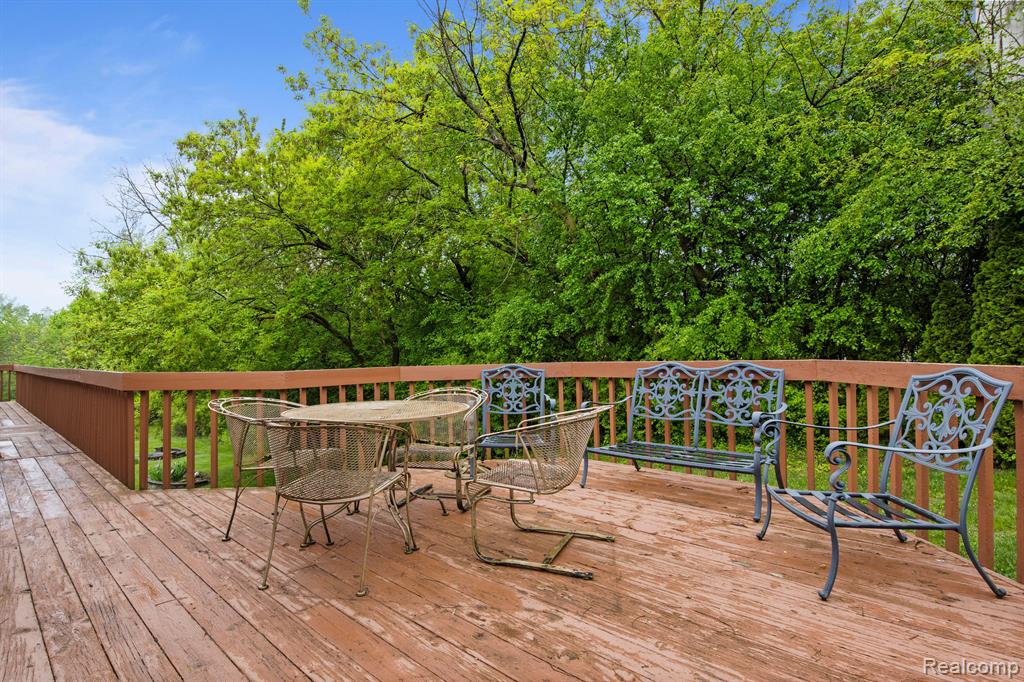 4578 PINE VILLAGE Drive, West Bloomfield, MI 48323 — Photo 47