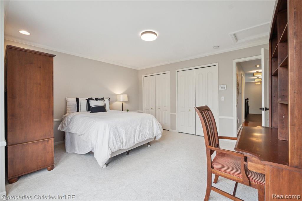 45653 TOURNAMENT Drive, Northville, MI 48168 — Photo 46