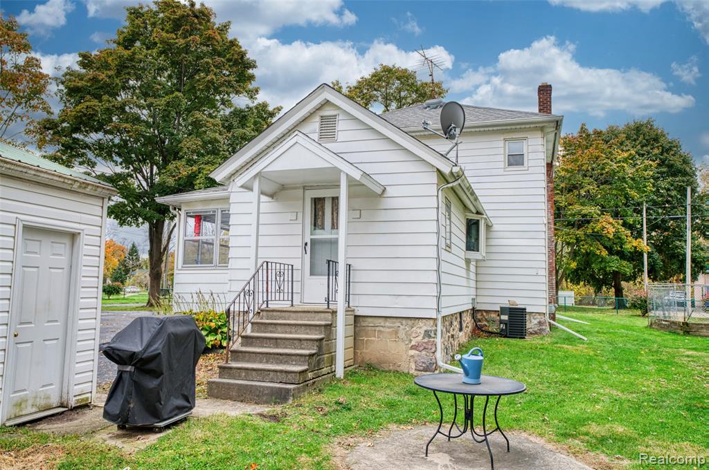 421 West Street, Howell, MI 48843 — Photo 29