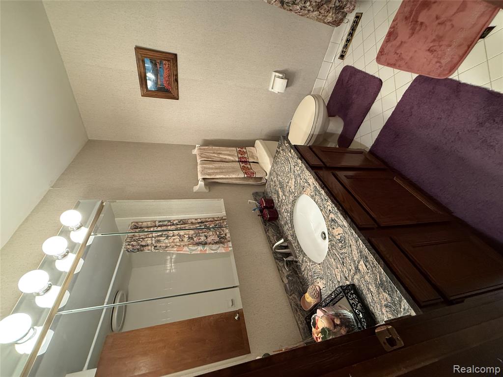 6302 Laurentian Court, Flint, MI 48532 — Photo 26