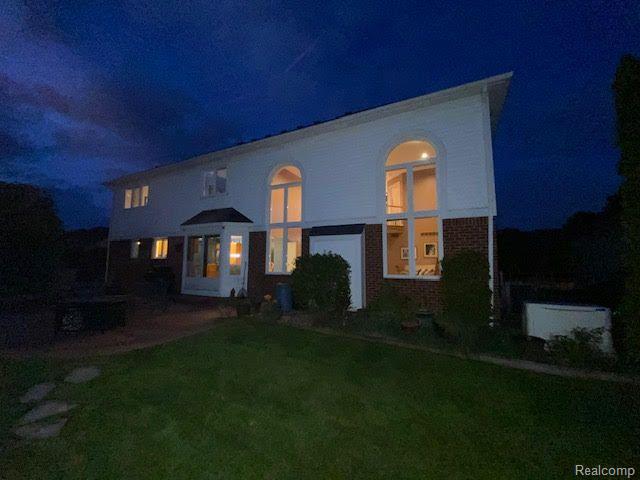 48701 LAFAYETTE Drive, Macomb, MI 48044 — Photo 14