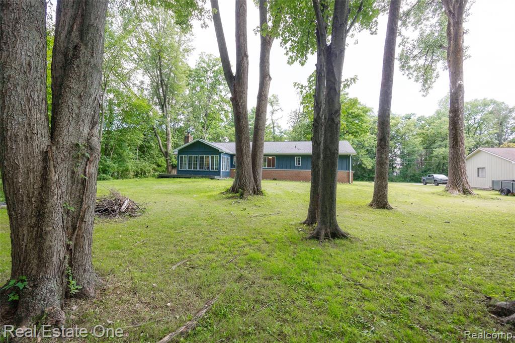 5811 Cowell Road, Brighton, MI 48116 — Photo 35