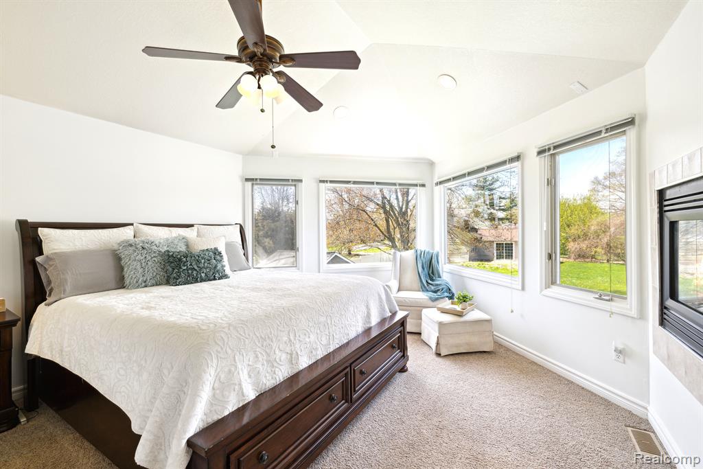 7520 FAIRVIEW Drive, Goodrich Vlg, MI — Photo 25