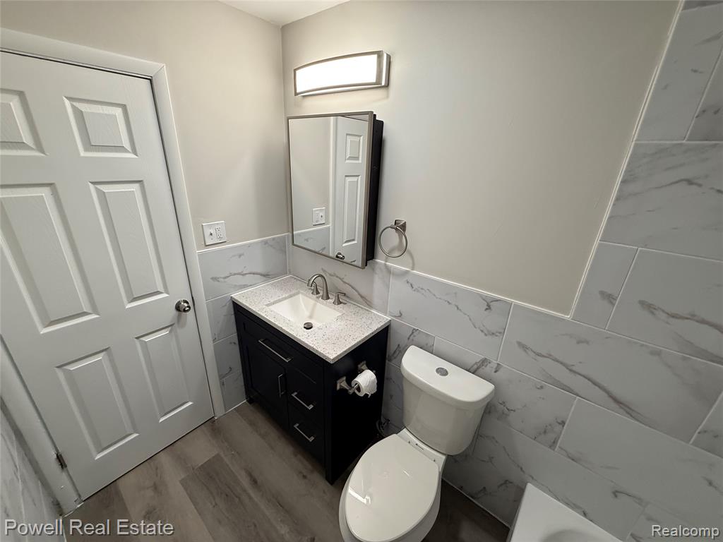 536 Emerson Avenue, Pontiac, MI 48342 — Photo 15