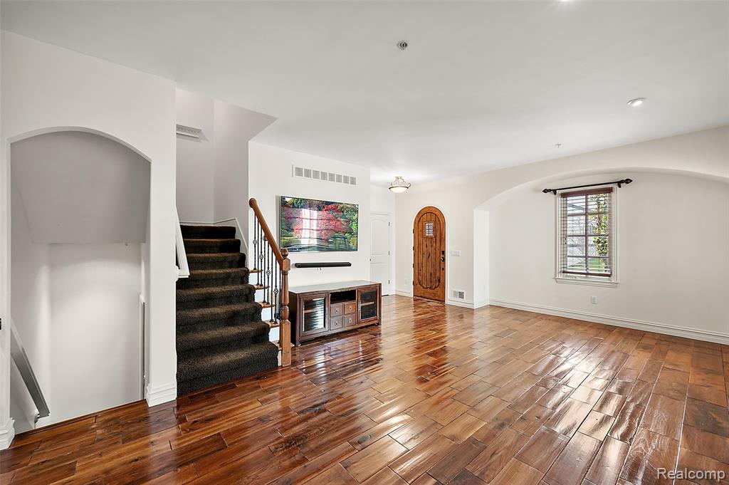 3875 Andover Avenue, Auburn Hills, MI 48326 — Photo 14