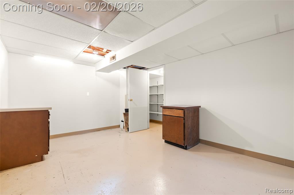5091 Blair Drive, Troy, MI 48085 — Photo 23