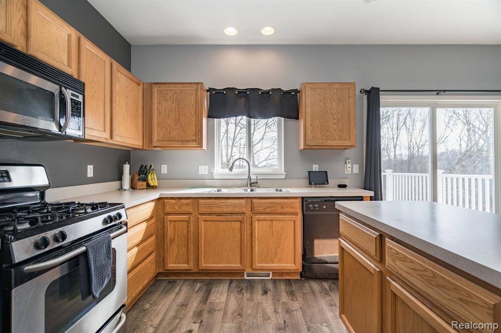 432 OTTER RUN Road, Holly, MI 48442 — Photo 10