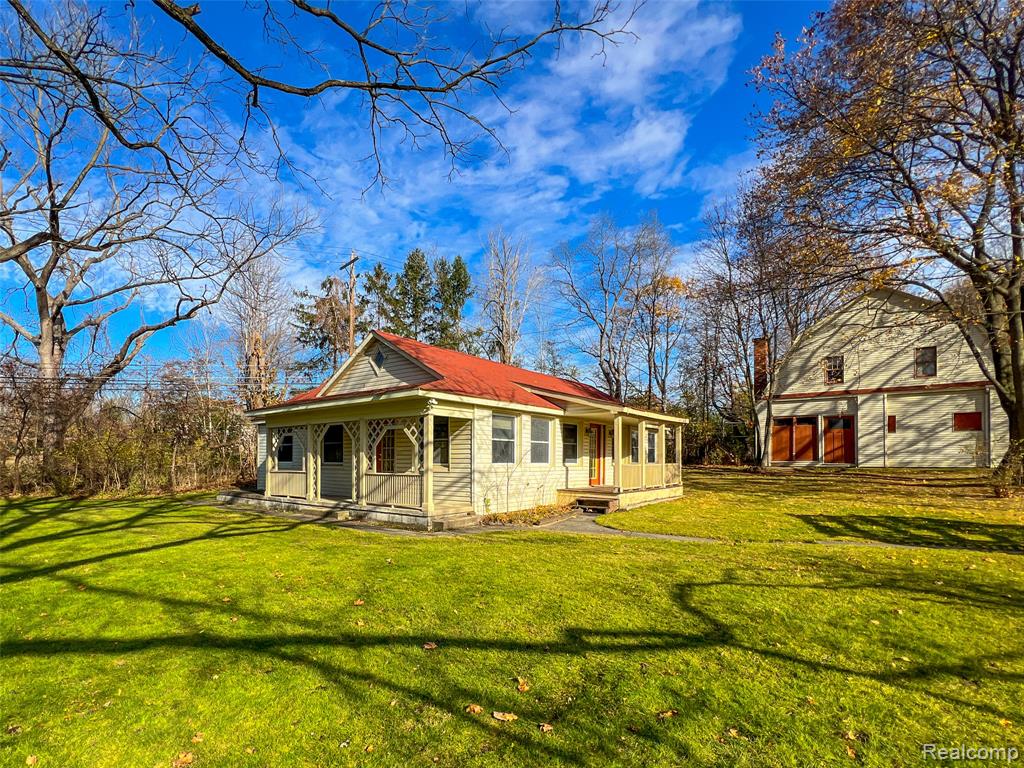 5044 Charing Cross Road, Bloomfield Hills, MI 48304 — Photo 11