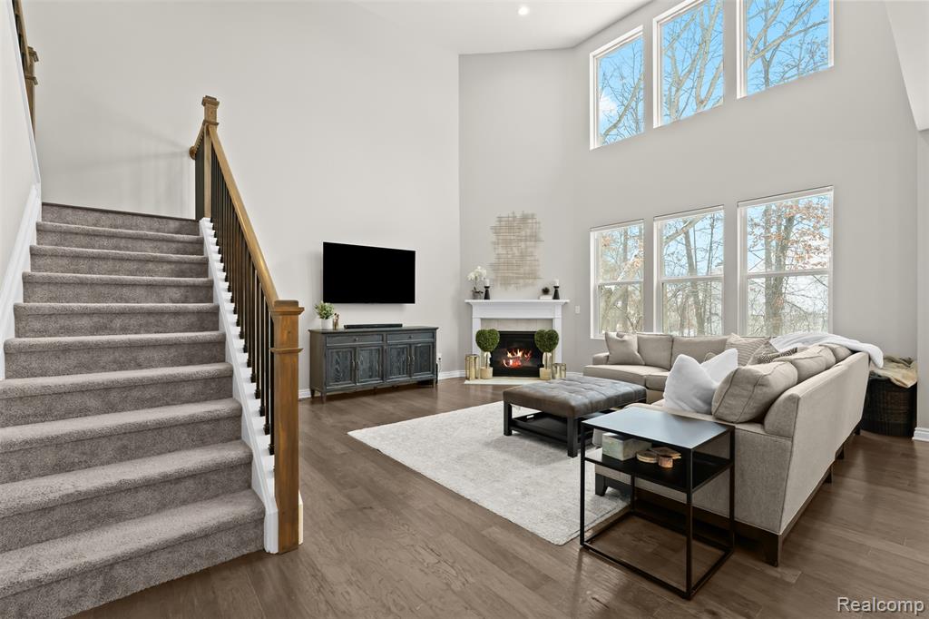 4522 Twin Beach Court, West Bloomfield, MI 48323 — Photo 4