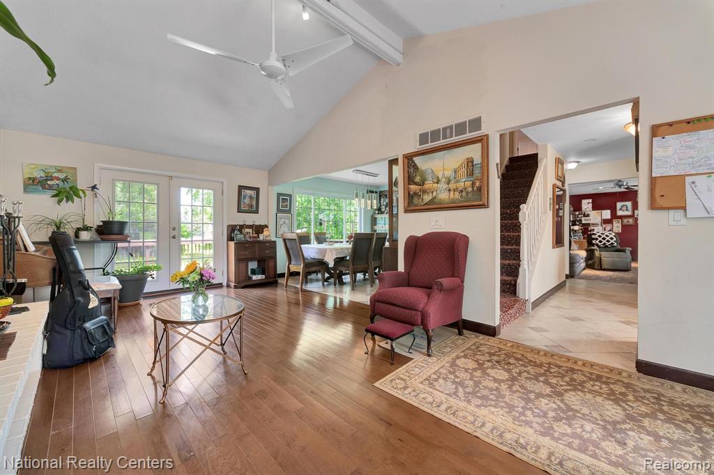5450 Pocono Street, West Bloomfield, MI 48323 — Photo 14