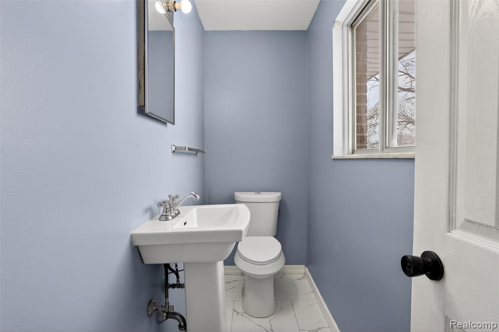 805 Birch Street, Saginaw, MI 48601 — Photo 19