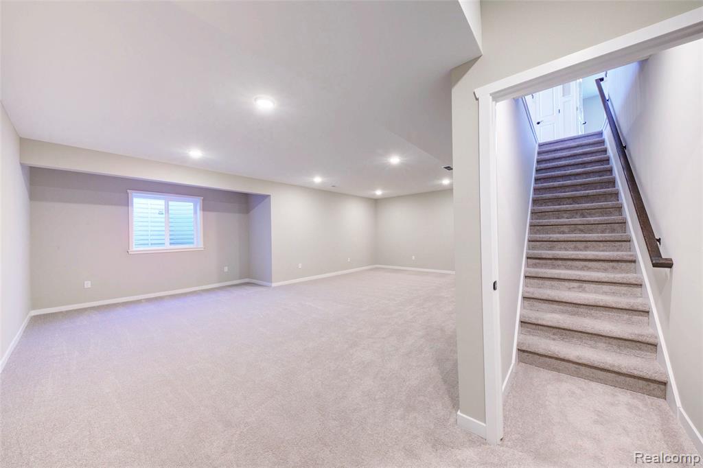 688 Round Rock Drive, Howell, MI 48843 — Photo 47