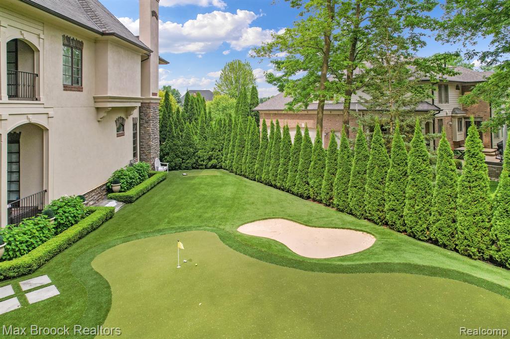 3185 Saint James Court, Oakland, MI 48306 — Photo 10