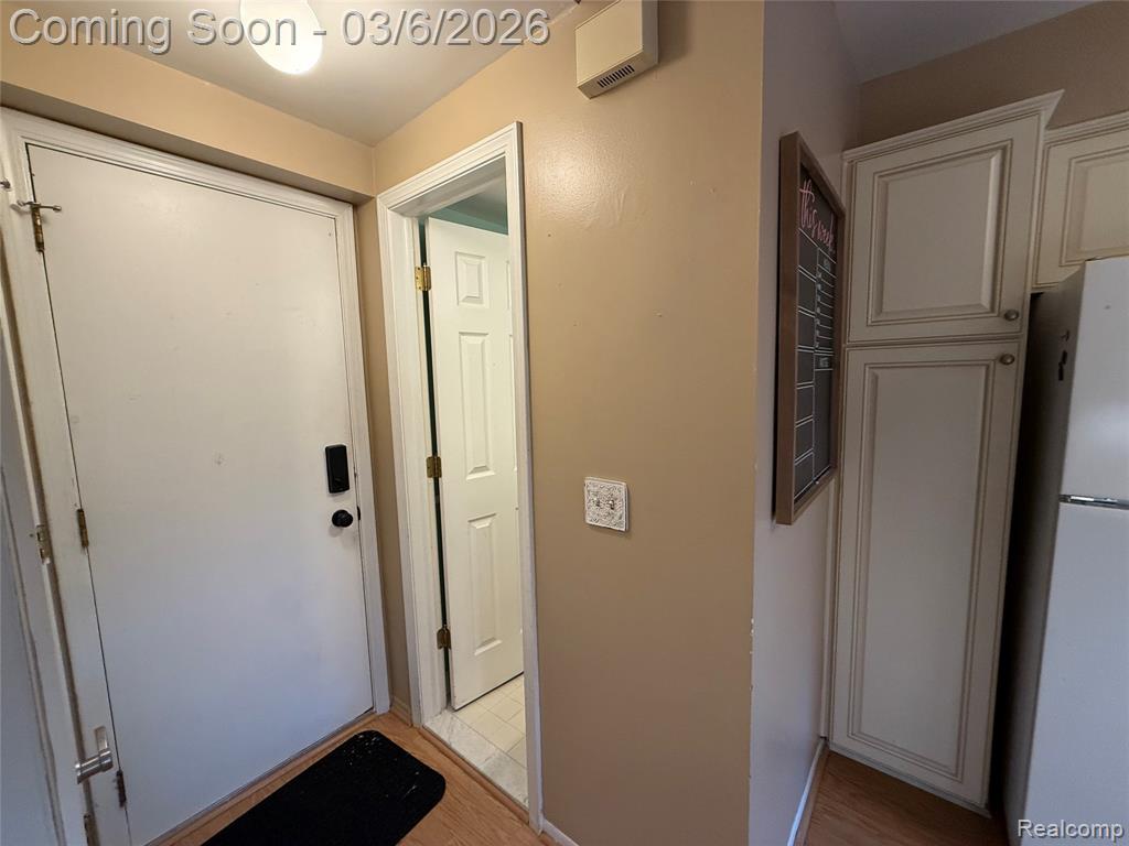 44585 N Bunker Hill Drive, Clinton Twp, MI 48038 — Photo 14