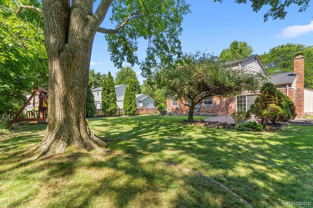 6261 New England Lane, Canton, MI 48187 — Photo 31