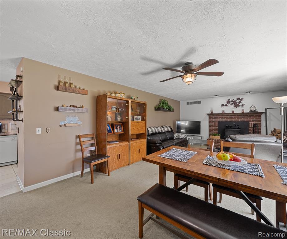 11589 OWOSSO Road, Fowlerville, MI 48836 — Photo 16