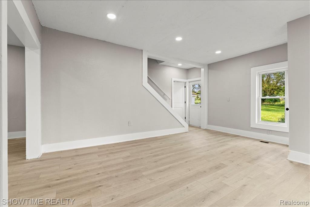 1865 N BLACKS CORNERS Road, Imlay City, MI 48444 — Photo 18