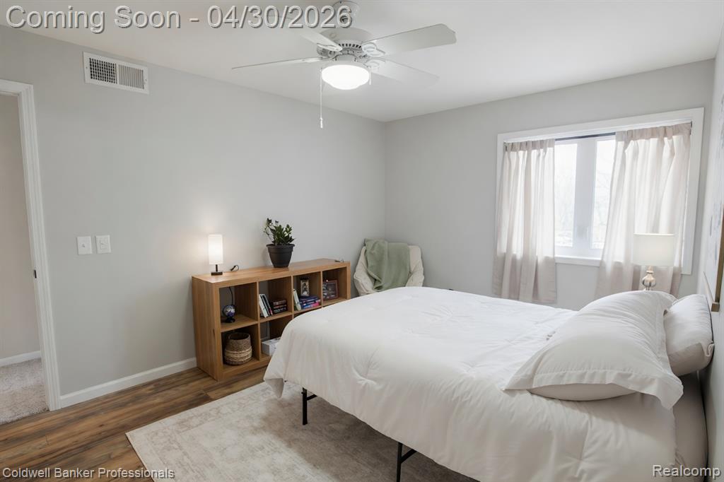 1345 Kings Pointe Road, Grand Blanc, MI 48439 — Photo 57