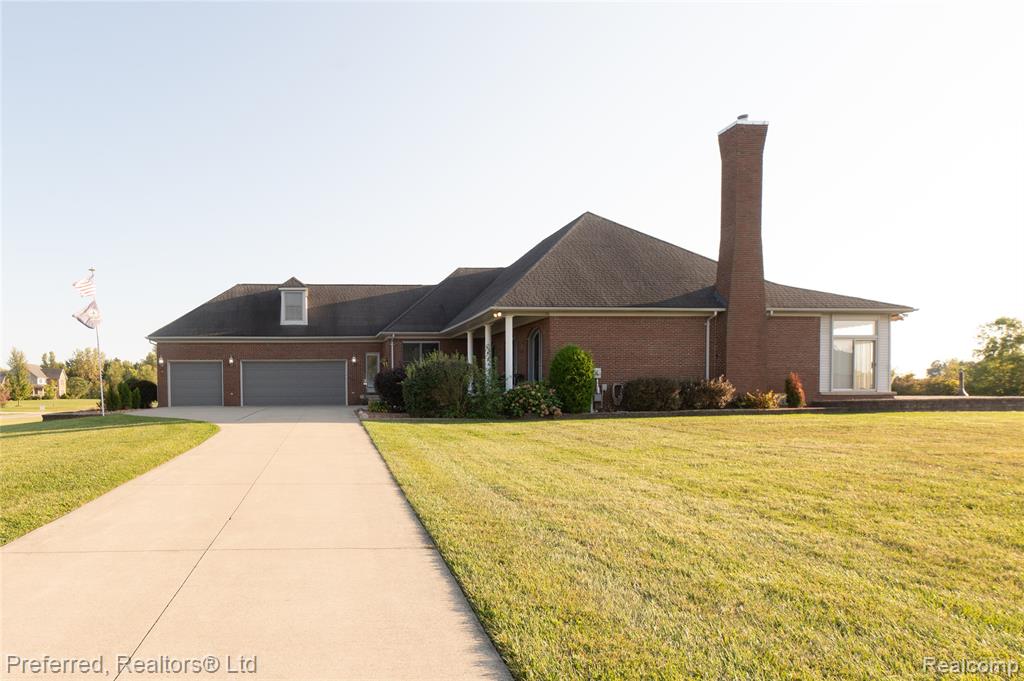 9769 Fawnwood Drive, Carleton, MI 48117 — Photo 3