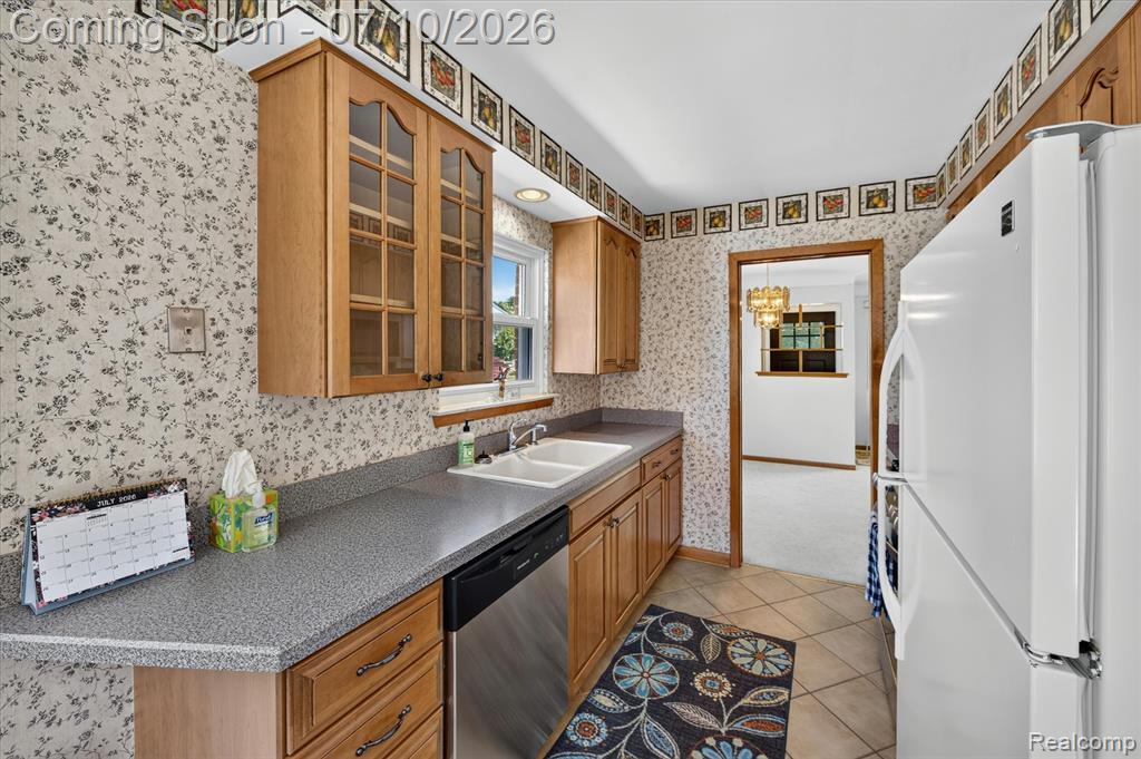 8599 Cardwell Street, Westland, MI — Photo 10