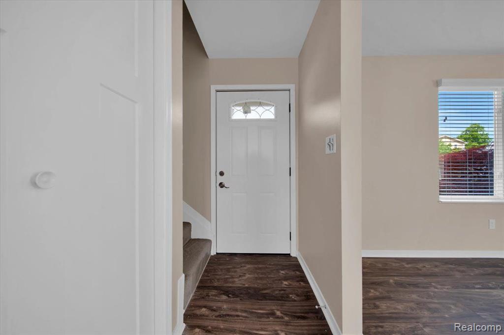 7800 NECKEL Street, Dearborn, MI 48126 — Photo 3