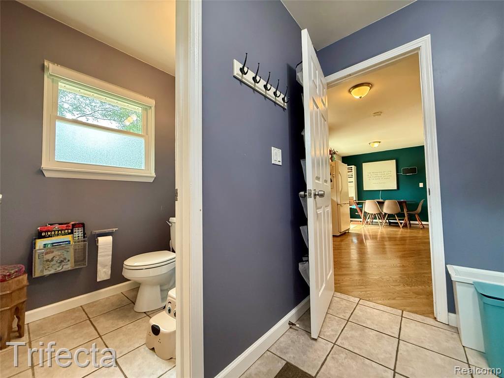 47555 Dequindre Road, Rochester Hills, MI 48307 — Photo 19