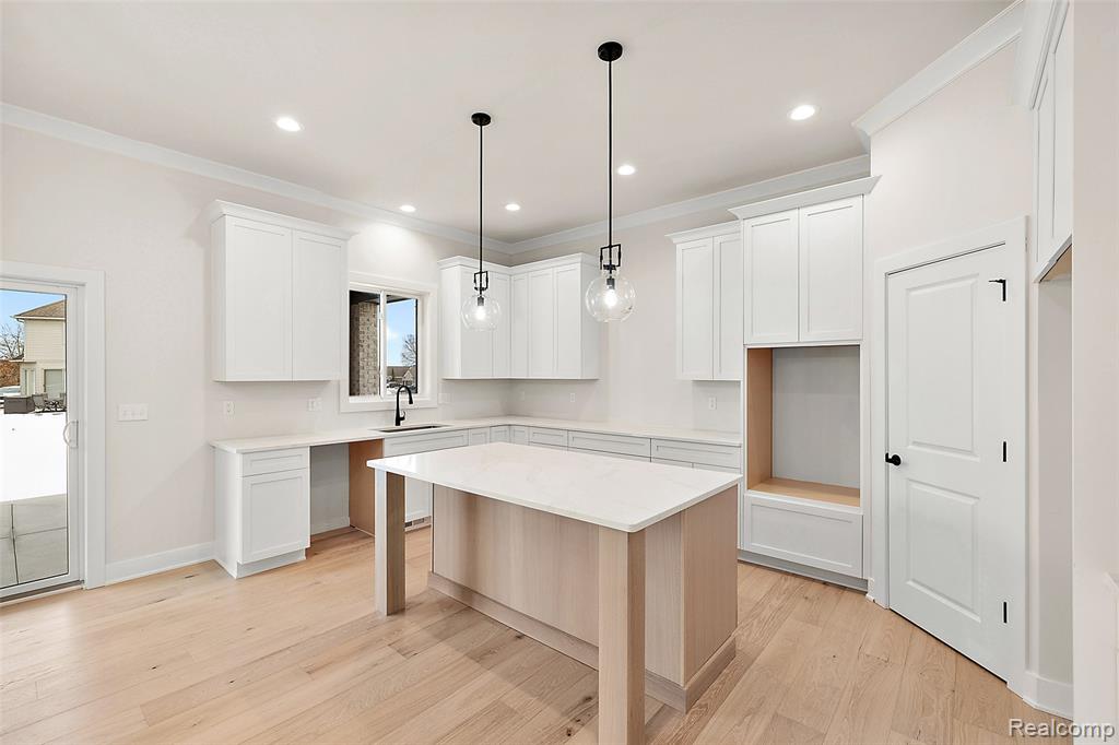 17824 Biscayne Drive, Macomb, MI 48042 — Photo 20