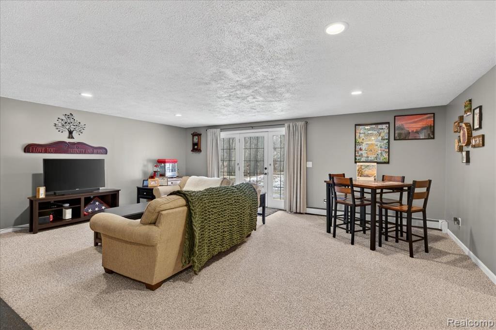 6828 Country Lane Drive, Davisburg, MI 48350 — Photo 21