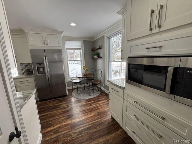 412 E ELLEN Street, Fenton, MI 48430 — Photo 15