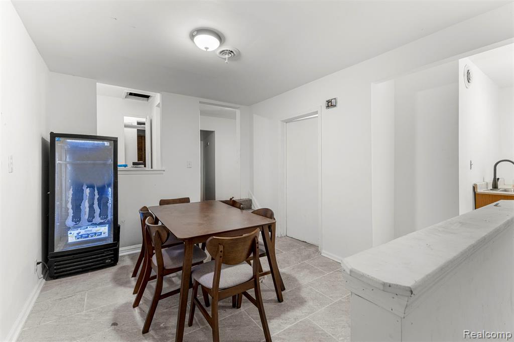 19420 W Warren Avenue, Detroit, MI 48228 — Photo 33