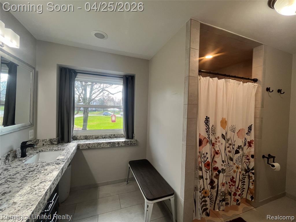 2505 Foxgrove Court, Highland, MI 48356 — Photo 20