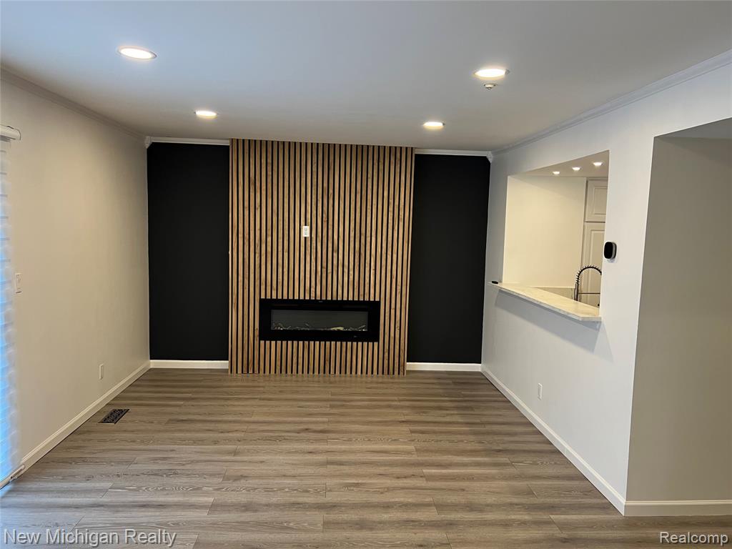 5658 DRAKE HOLLOW Drive E, West Bloomfield, MI — Photo 16
