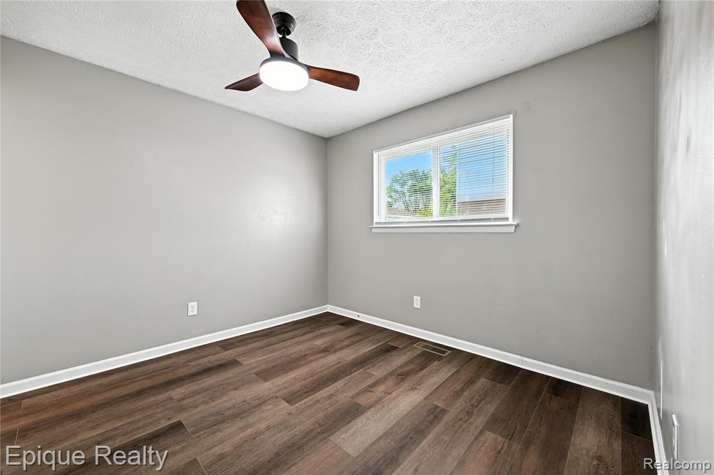 609 Eugene Street, Ypsilanti, MI 48198 — Photo 18