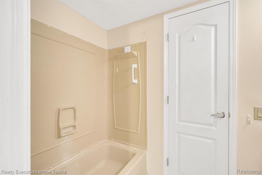 4333 24th Avenue, 2, Fort Gratiot, MI 48059 — Photo 21