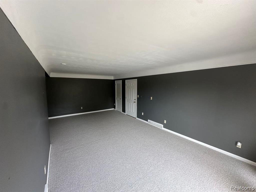 487 N ETON Street, B6, Birmingham, MI 48009 — Photo 4