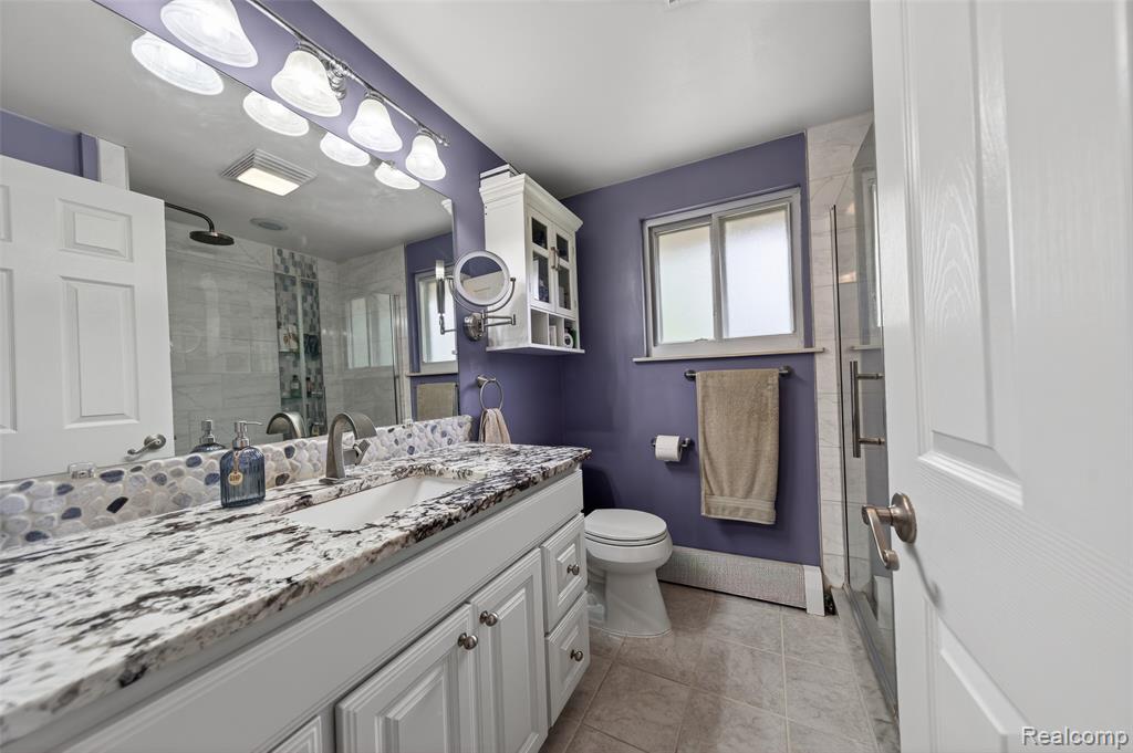 2260 Shankin Drive, Walled Lake, MI 48390 — Photo 19