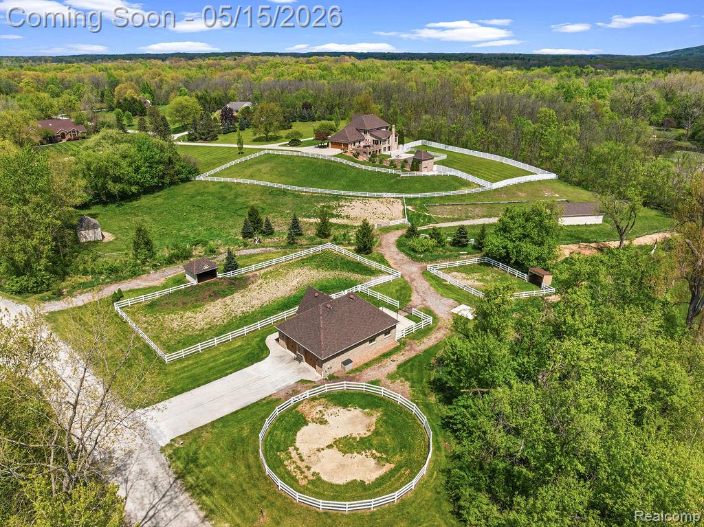 7374 Fox Hill Lane, Northville, MI 48168 — Photo 2