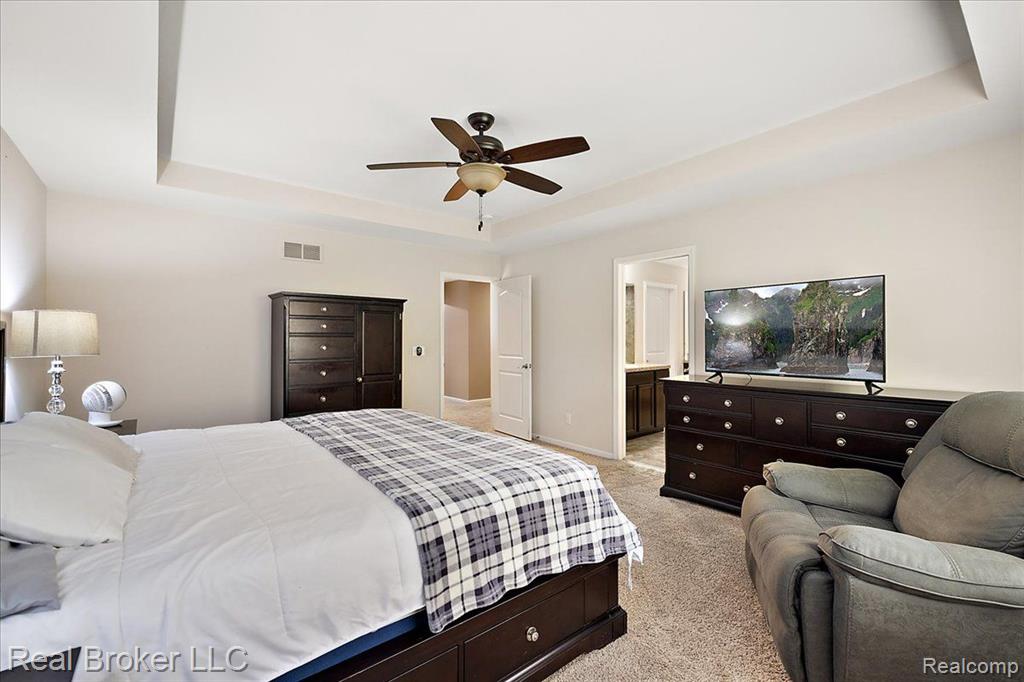 5633 GOLF POINTE Drive, Clarkston, MI 48348 — Photo 51