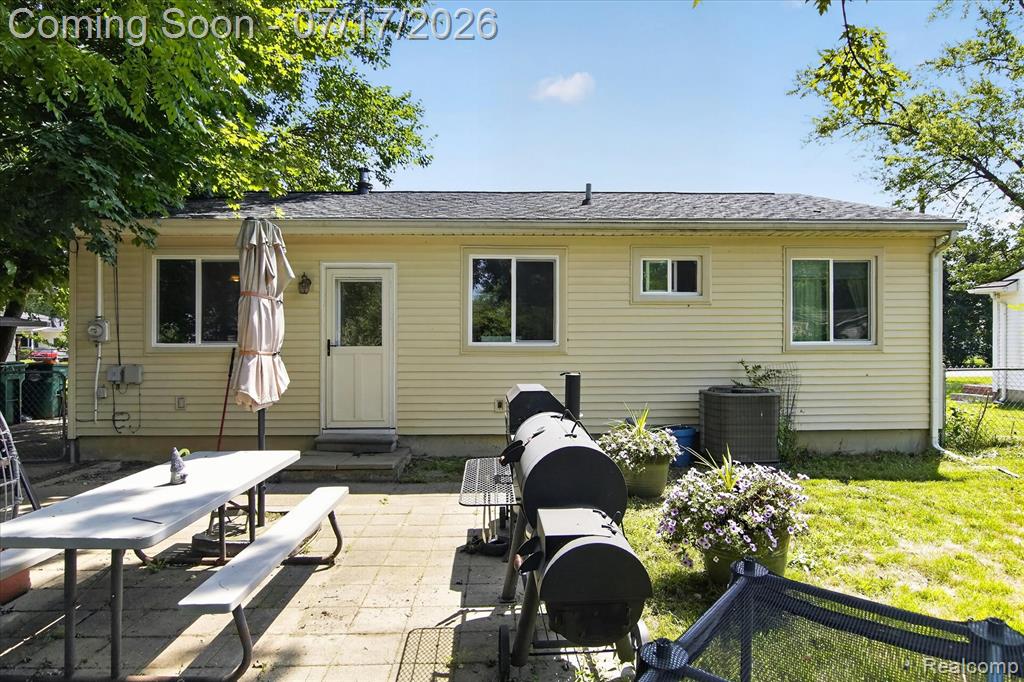 1772 Emerson Avenue, Ypsilanti, MI 48198 — Photo 34