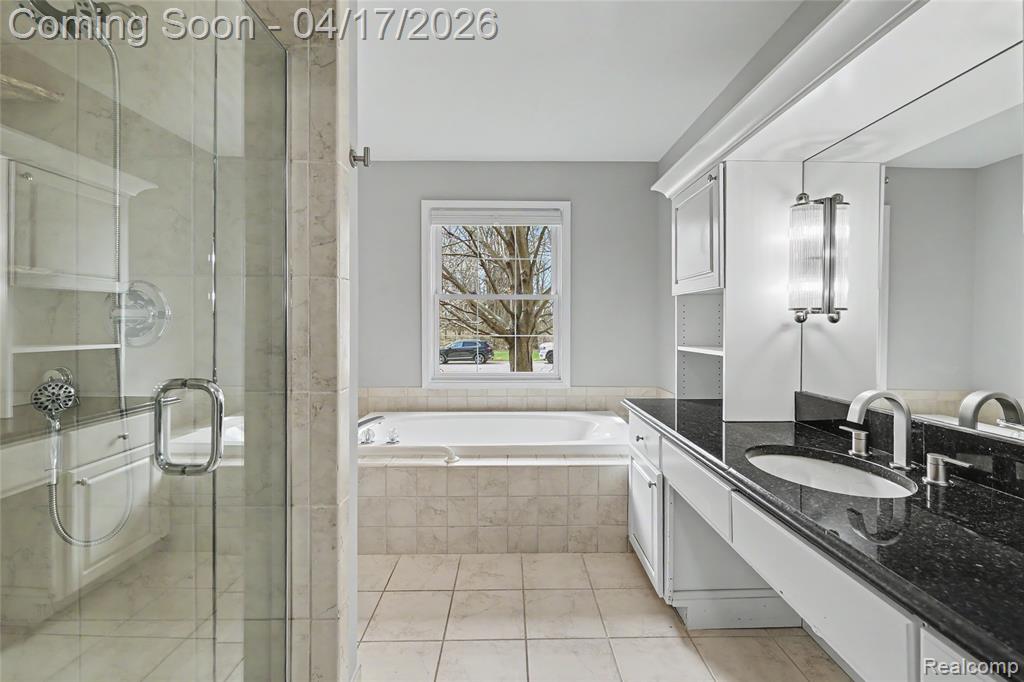 734 Lake Ridge Road, Rochester Hills, MI 48307 — Photo 19