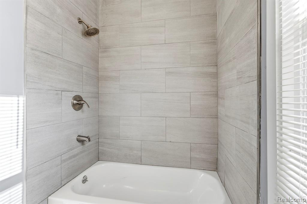 3460 Bedford Street, Detroit, MI 48224 — Photo 15