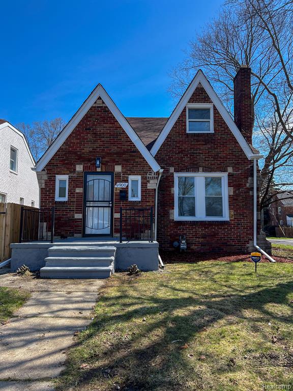 9900 ROBSON Street, Detroit, MI 48227 — front exterior