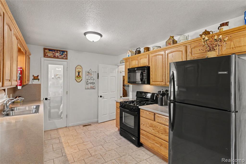 4427 N Washburn Road, Davison, MI 48423 — Photo 12