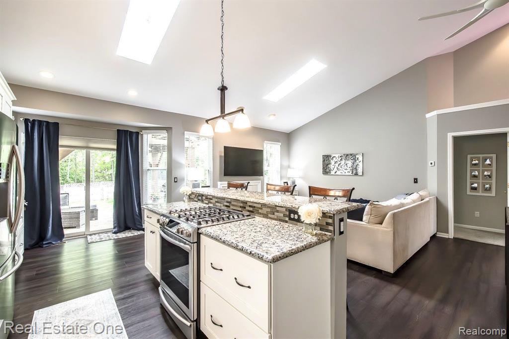 74 Eagle Ridge Road, Lake Orion, MI — Photo 18