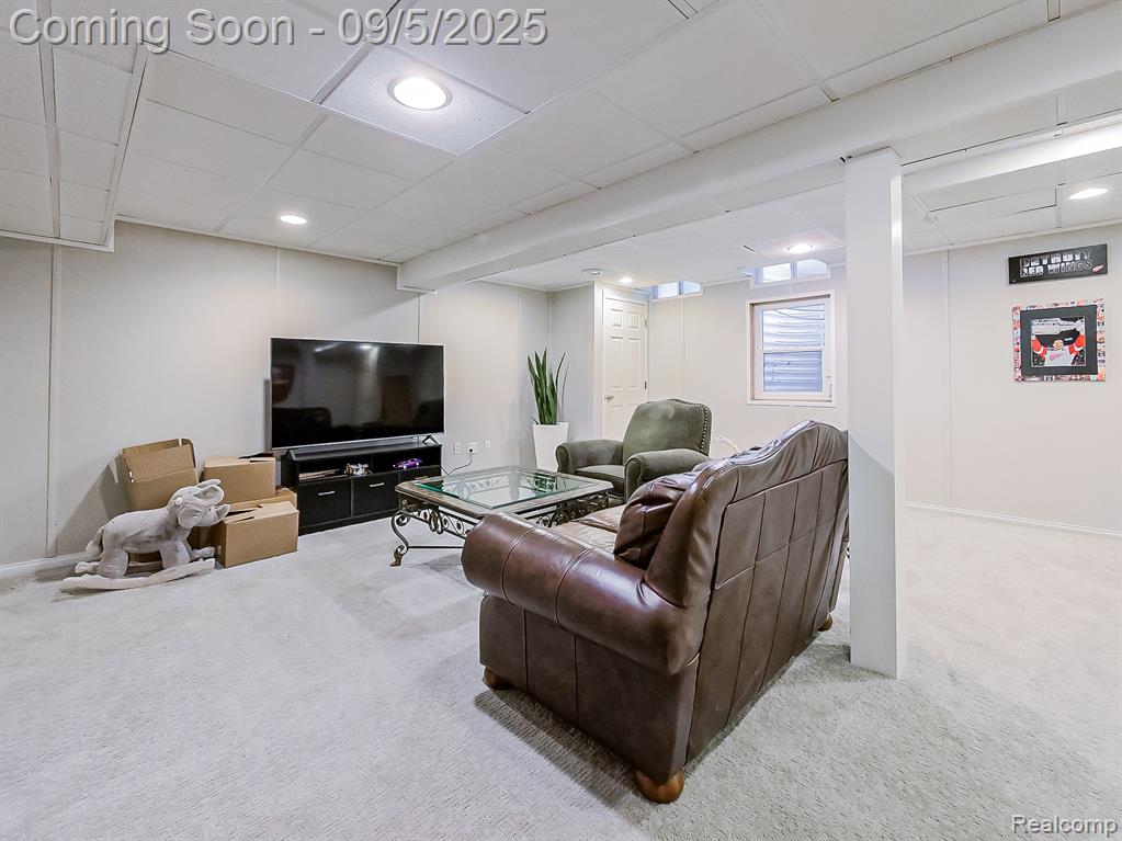 617 Macwilliams Lane, Royal Oak, MI 48067 — Photo 23