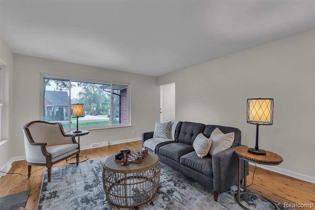 1315 Warner Street, Ypsilanti, MI 48197 — Photo 9