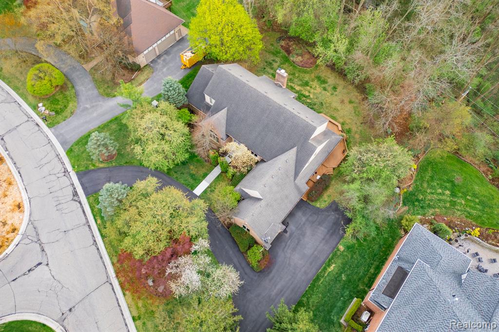 4599 RAVINE Drive, Bloomfield Hills, MI 48301 — Photo 48